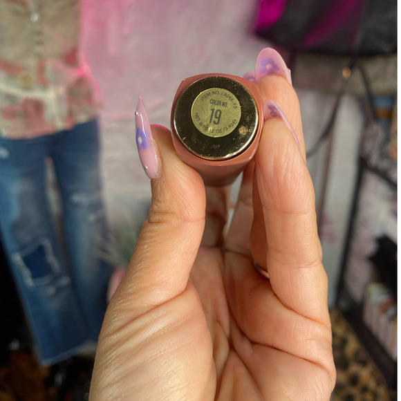 NEW Click Bullet Nude Matte Lipstick by Romantic Beauty #19 - Picture 4 of 5